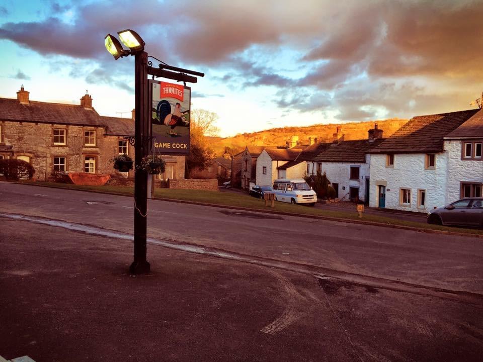 Austwick The Game Cock Inn מראה חיצוני תמונה